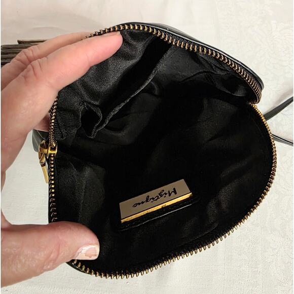 Miztique Black Zip Clutch Purse 7" x 5 1/2"  Gold Zipper - Picture 4 of 6